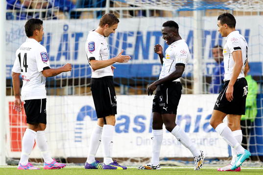 Örebros Alhassan Kamara jublar