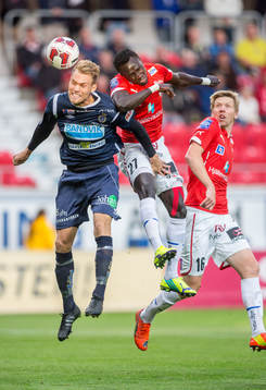 Gefles David Fällman och Kalmars Papa Alioune Diouf