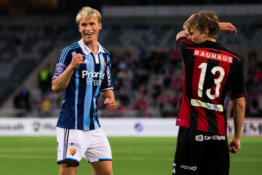 Djurgårdens Sebastian Andersson jublar