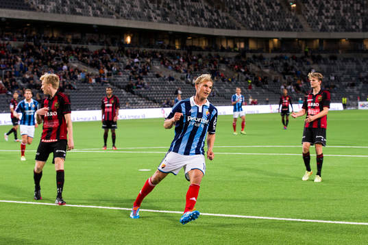 Djurgårdens Sebastian Andersson jublar