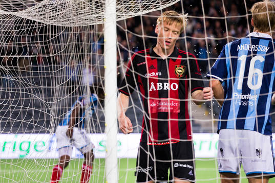 Djurgårdens Amadou Jawo gör 2-0 för Djurgården och