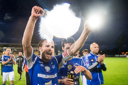 Sundsvalls Kevin Walker jublar
