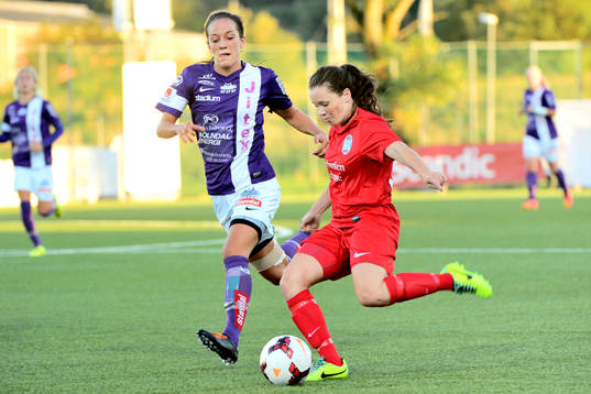 Jitex Anna Oscarsson och Eskilstunas Allysha Chapman