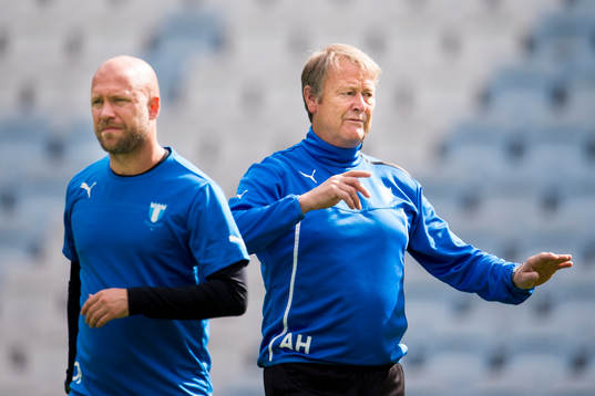 Malmö FFs tränare Åge Hareide och assisterande tränare