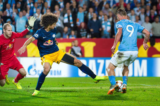 Malmö FFs Markus Rosenberg gör 3-0 bakom Salzburgs