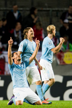 Malmö FFs Agon Mehmeti, Markus Halsti och Filip Helander
