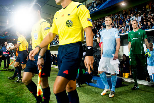 Malmö FFs Markus Rosenberg och målvakt Robin Olsen gör