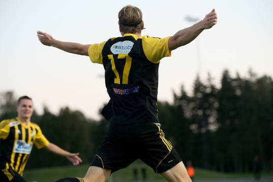 IFK Hässleholms Filip Ranmohar gjort 1-0 i matchen i