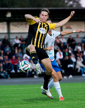 IFK Hässleholms Filip Thurn gör 1-0 i matchen i division