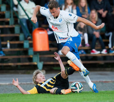 IFK Hässleholms Philip Bengtsson i matchen i division 3