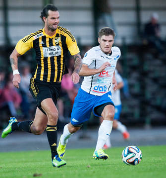 IFK Hässleholms Filip Thurn i matchen i division 3 mellan