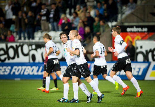 Örebros Daniel Gustavsson gör 3-1 direkt