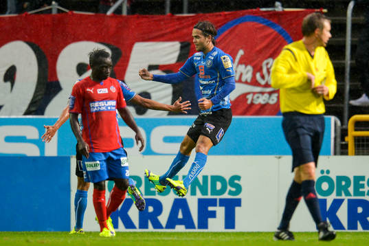 Halmstads Kristinn Steindorsson jublar