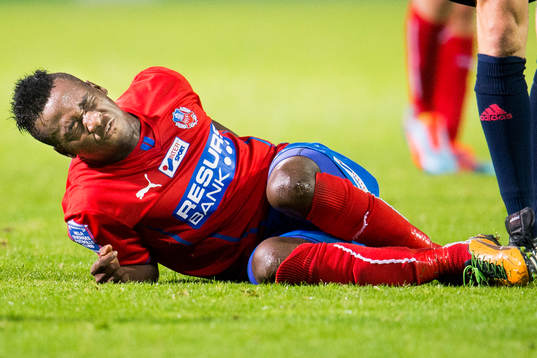 Helsingborgs David Accam har ont