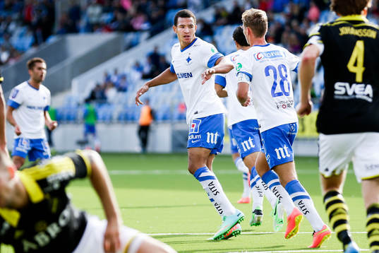 Norrköpings Edvard Skagestad (m) jublar