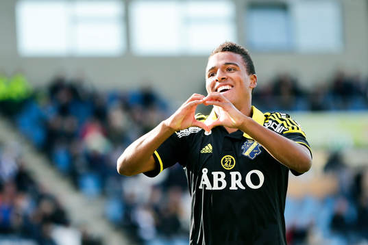 s Niclas Eliasson jublar