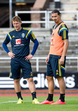 Sveriges Kim Källström  och Zlatan Ibrahimovic