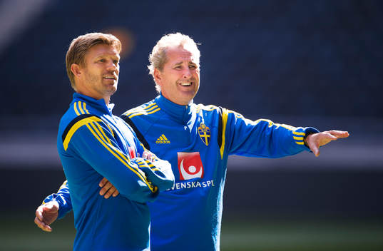 Players manager Marcus Allbäck och förbundskapten Erik