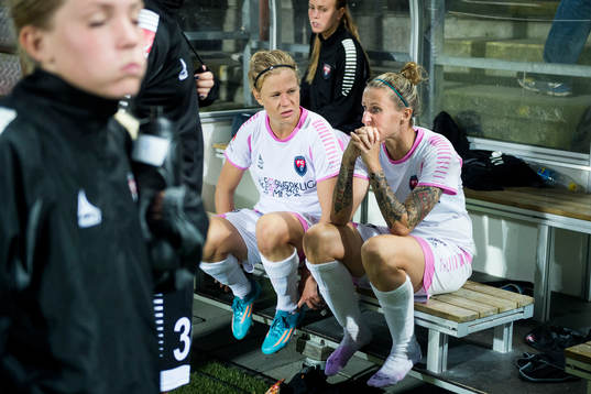 Rosengårds Katrin Schmidt (tv) och Anja Mittag (th) och