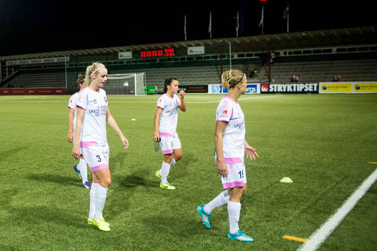 Rosengårds Amanda Ilestedt, Alexandra Riley och Katrin