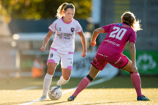 Rosengårds Elin Rubensson mot Linköpings Emma Öjert