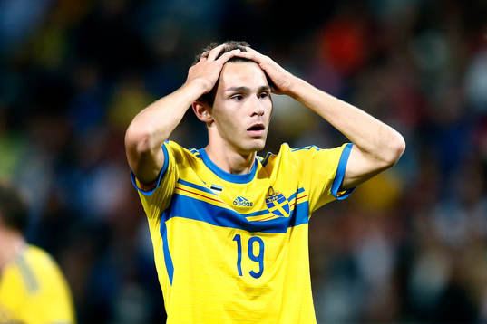 Sveriges Branimir Hrgota deppar