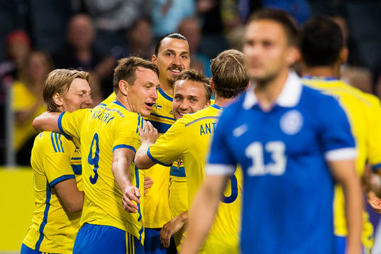 Sveriges Zlatan Ibrahimovic jublar