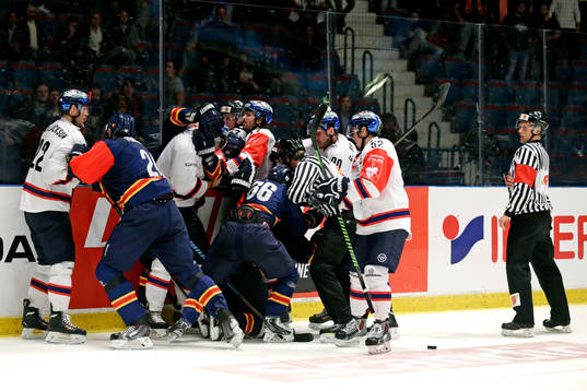 Bråkigt i Eisbären Berlins zon