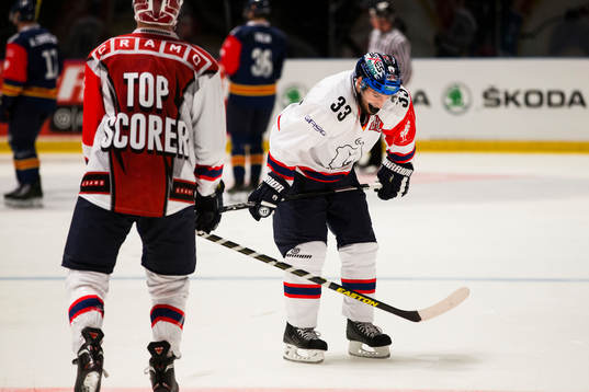 Eisbären Berlins Petr Pohl deppar