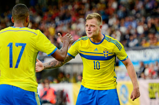 Sverige Isaac Kiese Thelin firas av John Guidetti