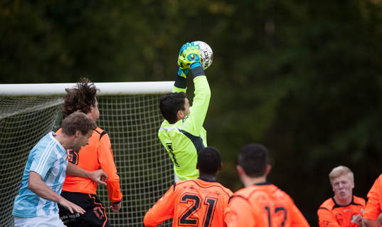 Älmekullas målvakt i matchen i division 3 mellan