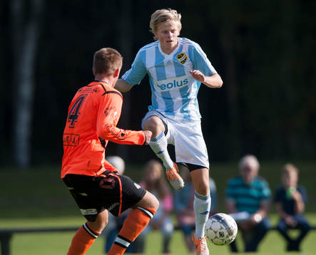 IFK Hässleholms Philip Bengtsson i matchen i division 3