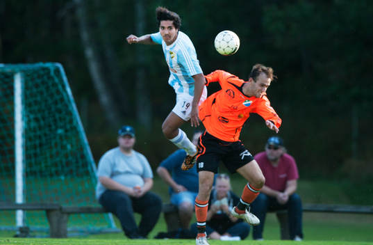 IFK Hässleholms Diego Delgado i matchen i division 3