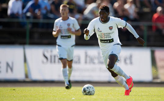 FC Rosengårds Dennis Anwi