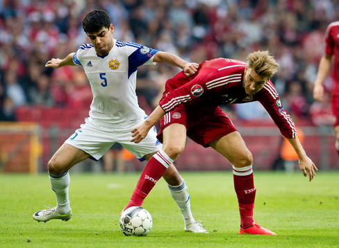 Robert Arzumanyan, ARM and Nicklas Bendtner, DK