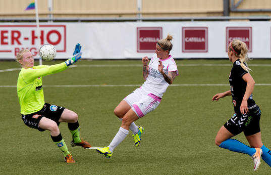 Anja Mittag från Rosengård gör 1-0