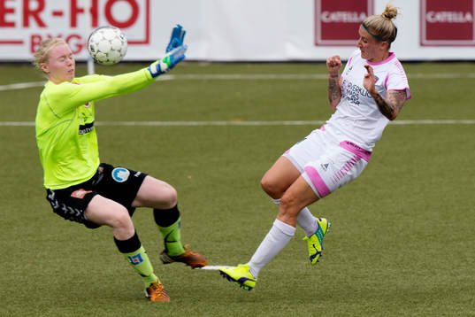 Anja Mittag från Rosengård gör 1-0
