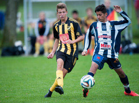 IFK Hässleholms Isak Olofsson i matchen för 15-åringar