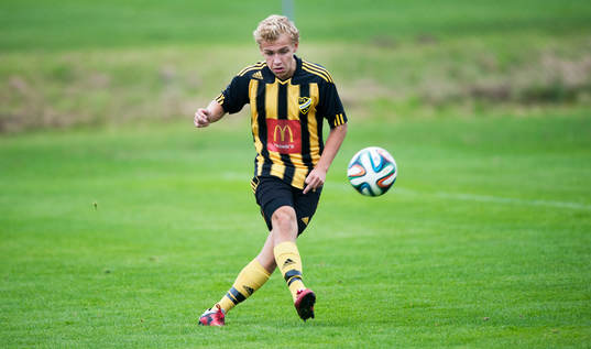 IFK Hässleholms Oskar Lindgren i matchen för 15-åringar