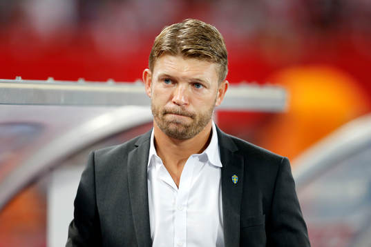 Sveriges players manager Marcus Allbäck