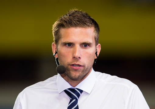 s studio innan fotbollsmatchen i EM-kvalet mellan
