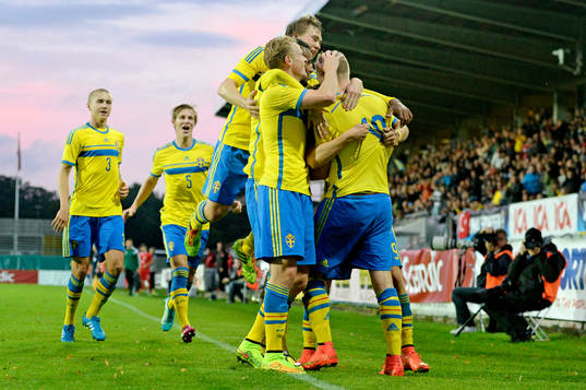 Sveriges spelare jublar