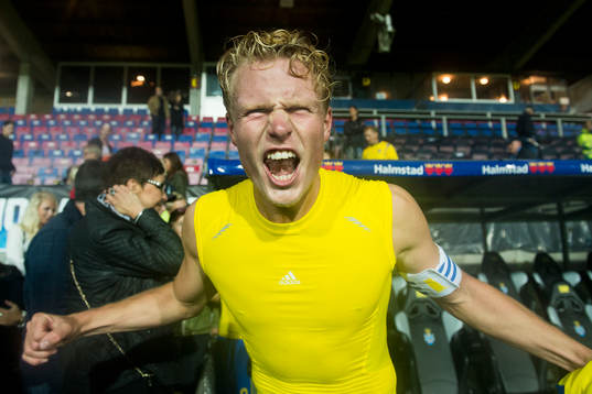 Sveriges Oscar Hiljemark som avgjorde matchen på övertid