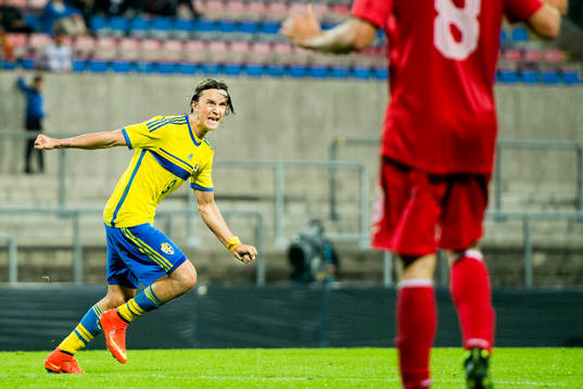 Sveriges Kristoffer Olsson jublar