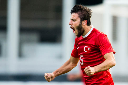 Turkiets Hakan Cinemre jublar