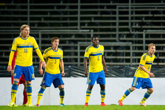 Sveriges Simon Kroon, Emil Krafth, Isak Ssewankambo och