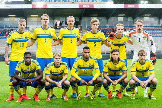 Sveriges startelva, övre raden från vänster, John