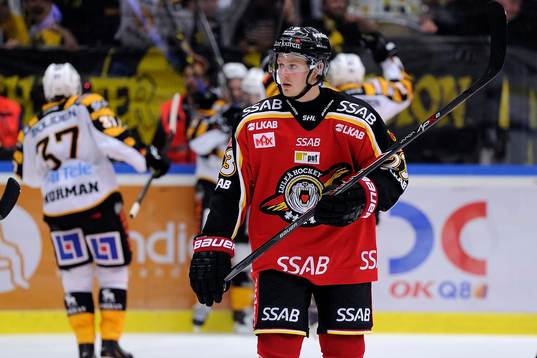 Luleås Lucas Wallmark deppar