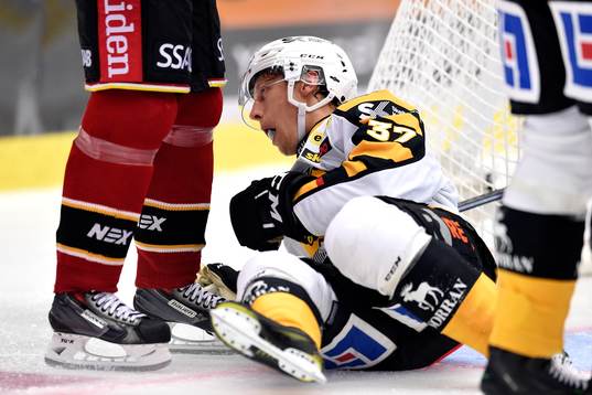 Skellefteås John Norman hamnar på isen
