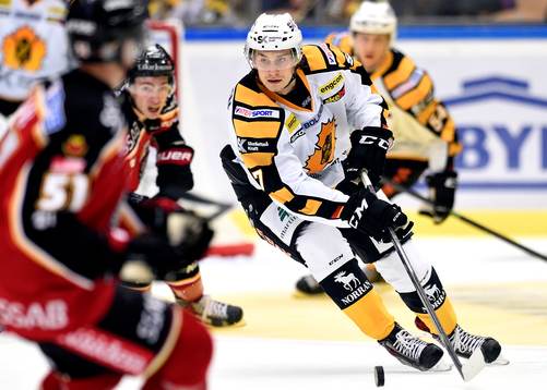 Skellefteås Kirill Kabanov med pucken